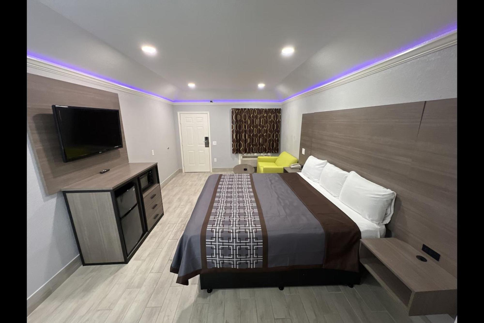 Kiwi Inn Willowbrook Hwy249 Louetta Экстерьер фото